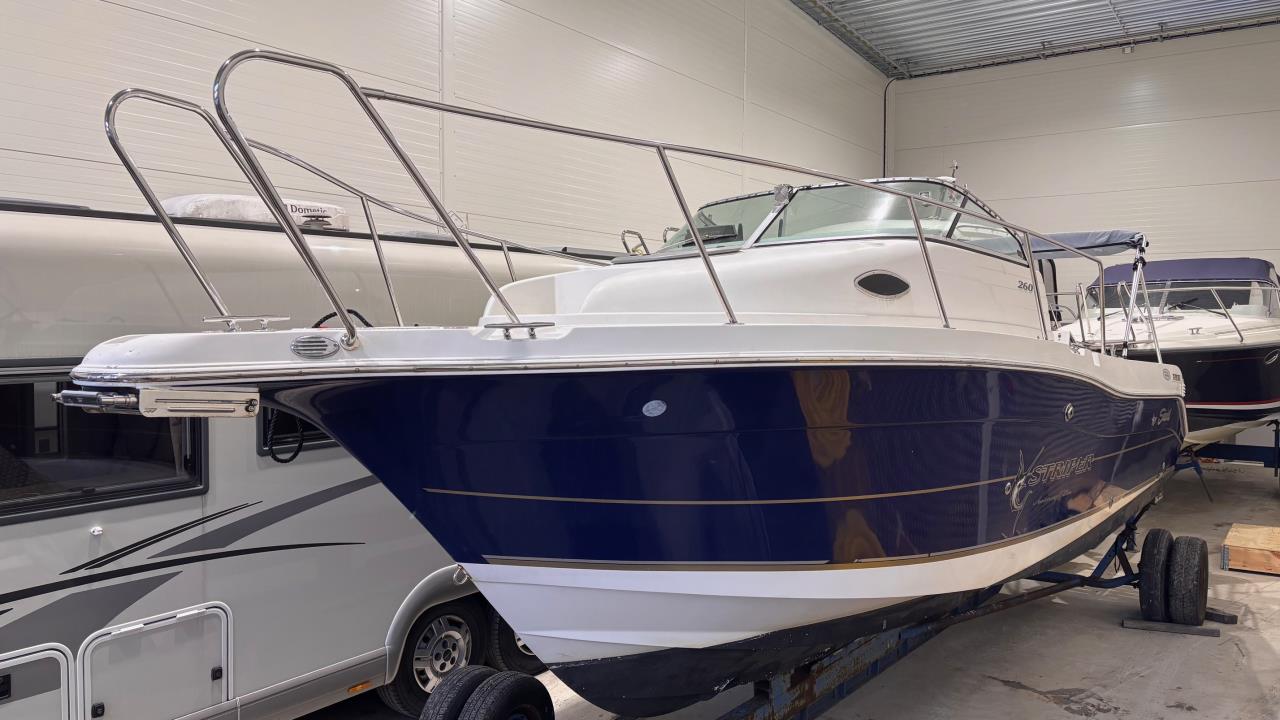 Seaswirl 2601 WA -05 med Mercruiser 6.2L -23
