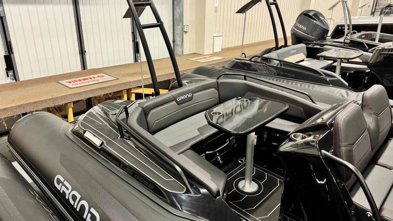 Grand 680 Golden Line -24 med Yamaha F 150XB -25