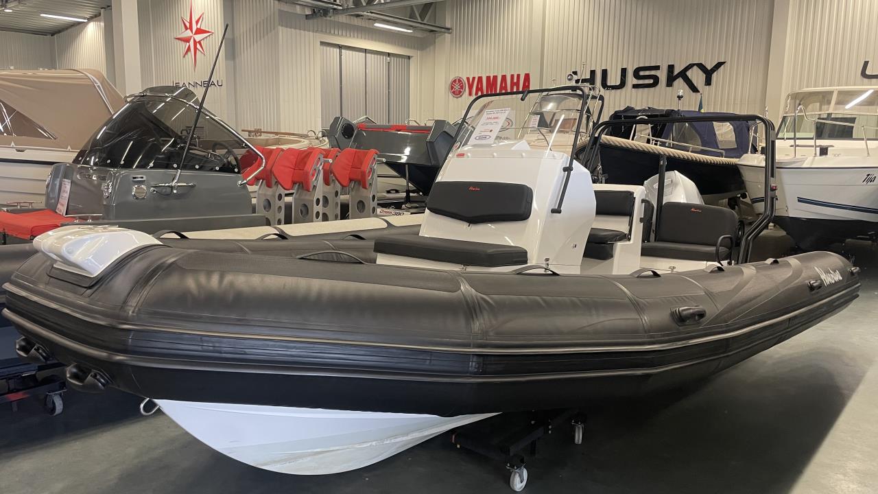 Adventure Vesta 650 HD med Honda DF 150 -22
