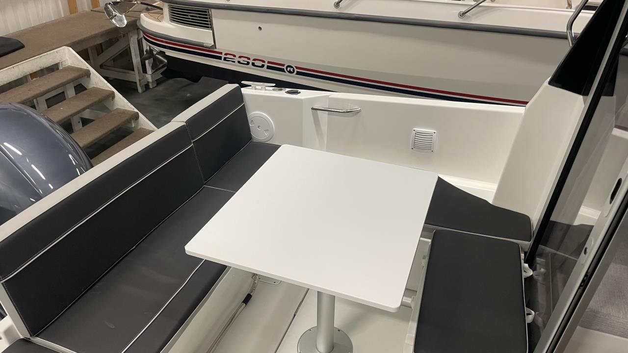 Jeanneau 605 Merry Fisher -22 med Yamaha F 115 LB -23