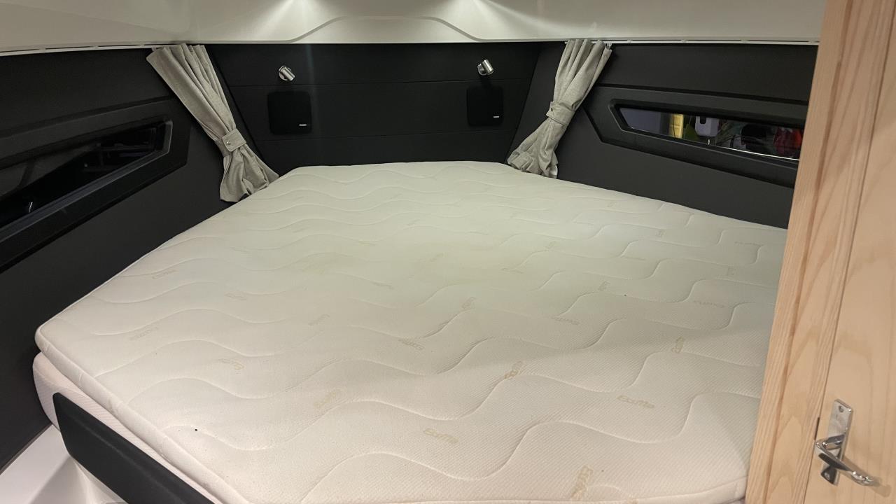 Finnmaster T9 -23 med Yamaha F300 x2 -24