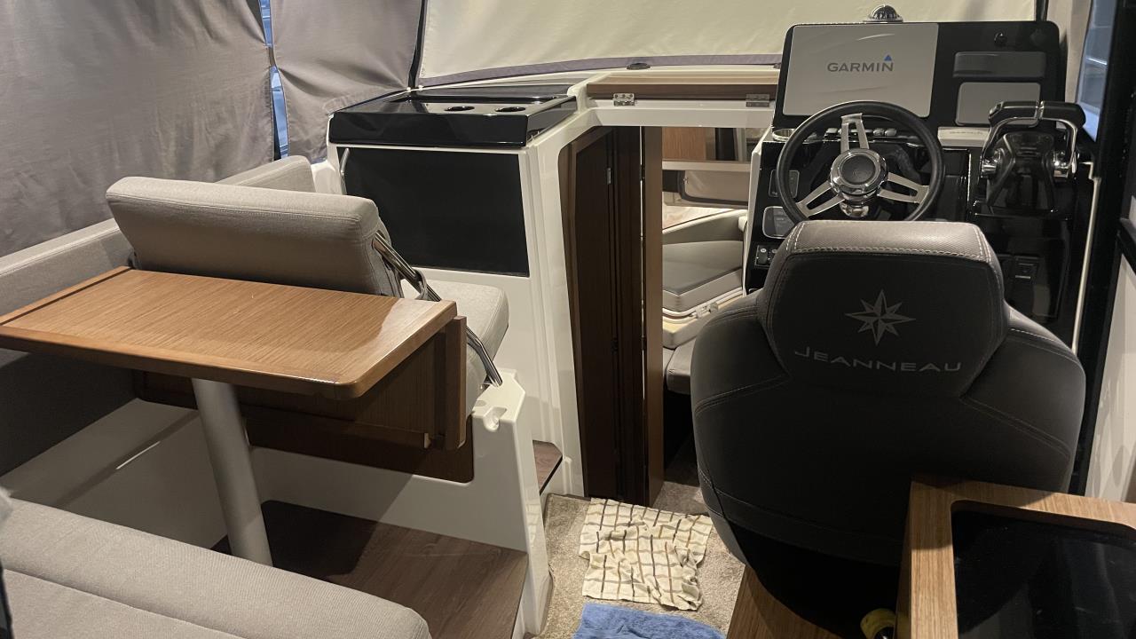 Jeanneau 895 Marlin Offshore med Yamaha F225 x2 -20
