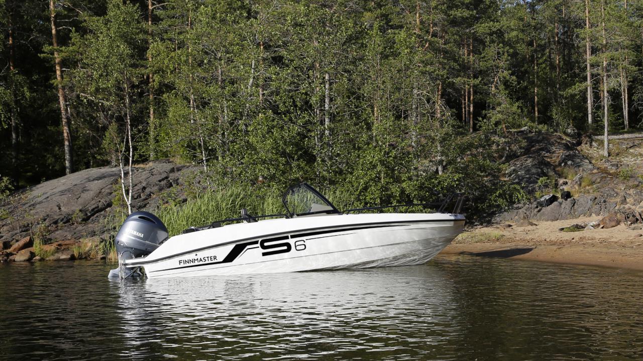 Finnmaster S6 -23 med Yamaha F150 XB -25