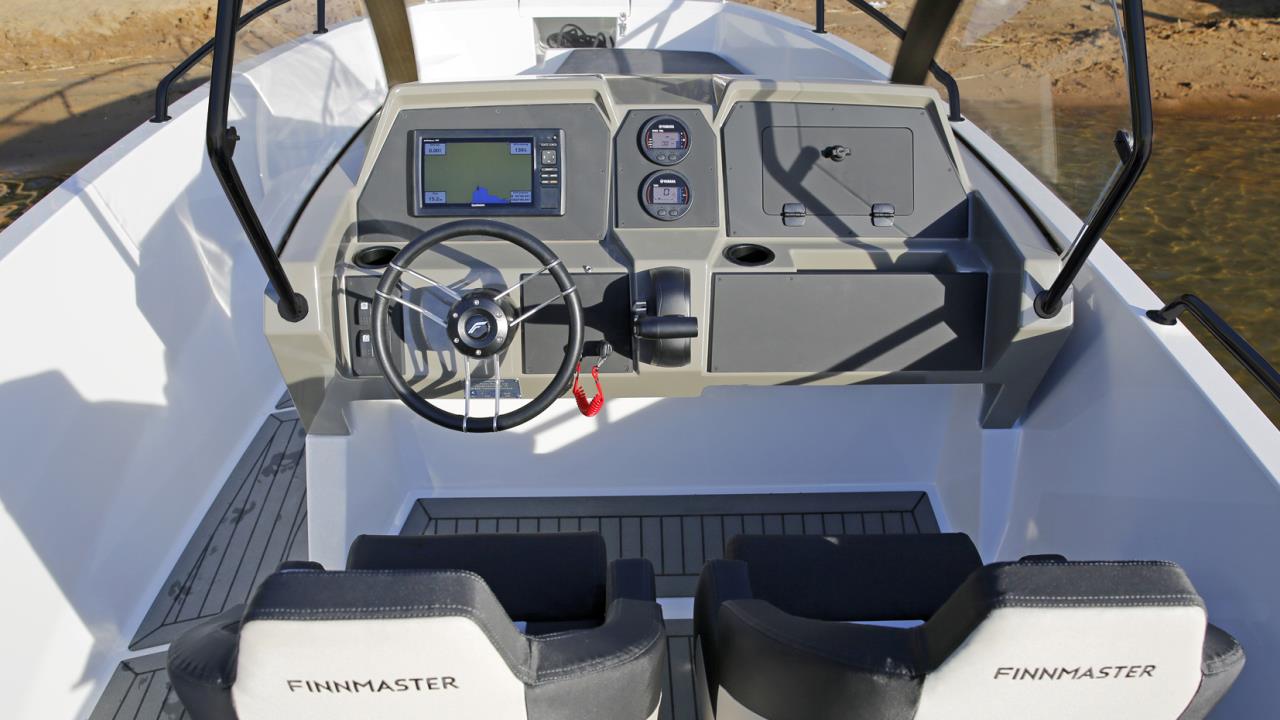 Finnmaster S6 -23 med Yamaha F150 XB -25