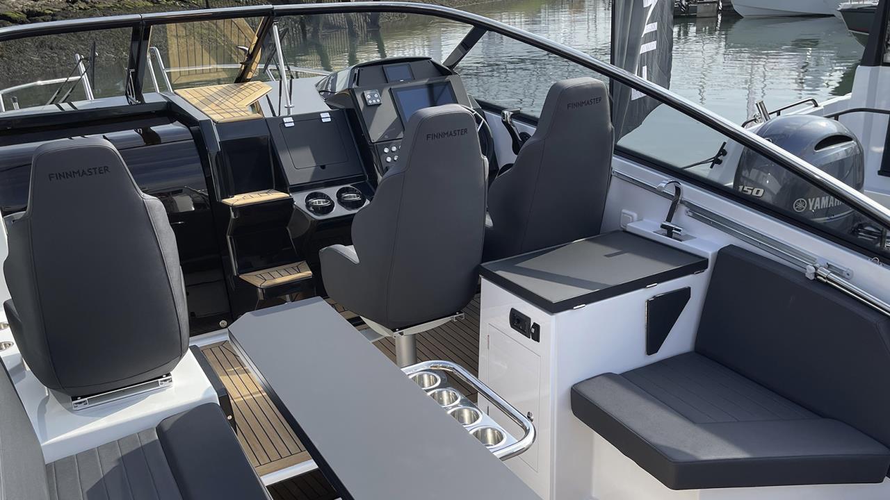 Finnmaster T8 -24 med Yamaha F300 XSB2 Vit -25