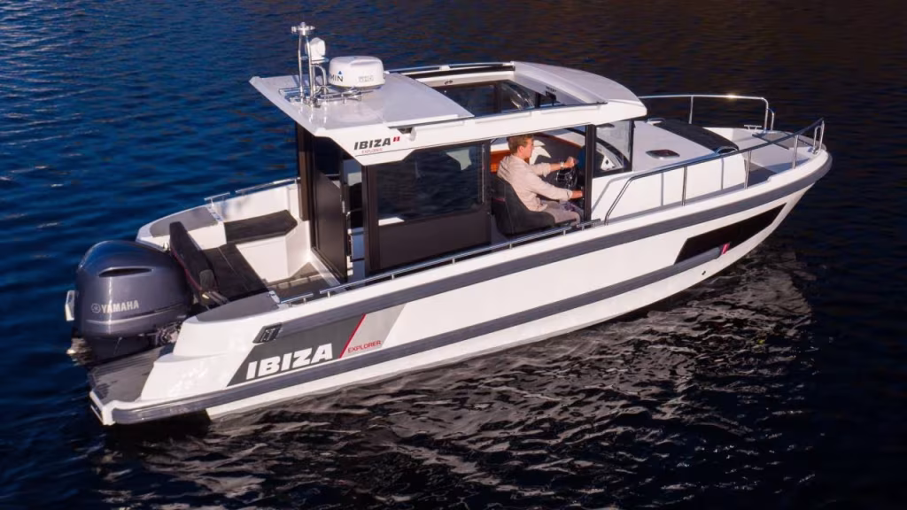 Ibiza 811 Explorer -21 uttagen 22 med Yamaha F 300 BETUL -22