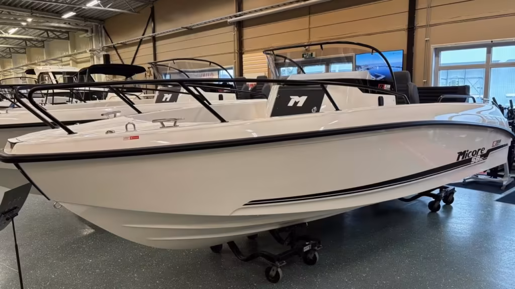Micore 58 SC R-Design -25 med Mercury F100 -26