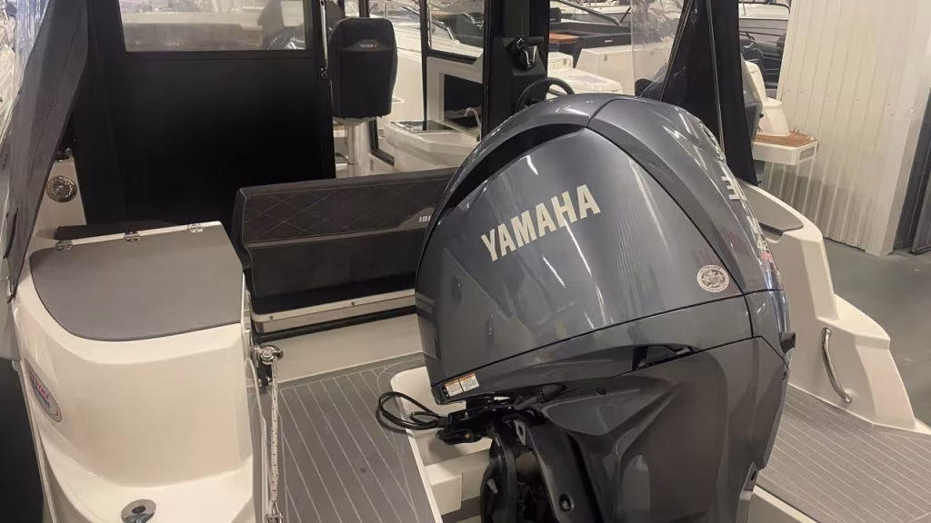 Ibiza 811 Explorer -21 uttagen 22 med Yamaha F 300 BETUL -22 bild 3