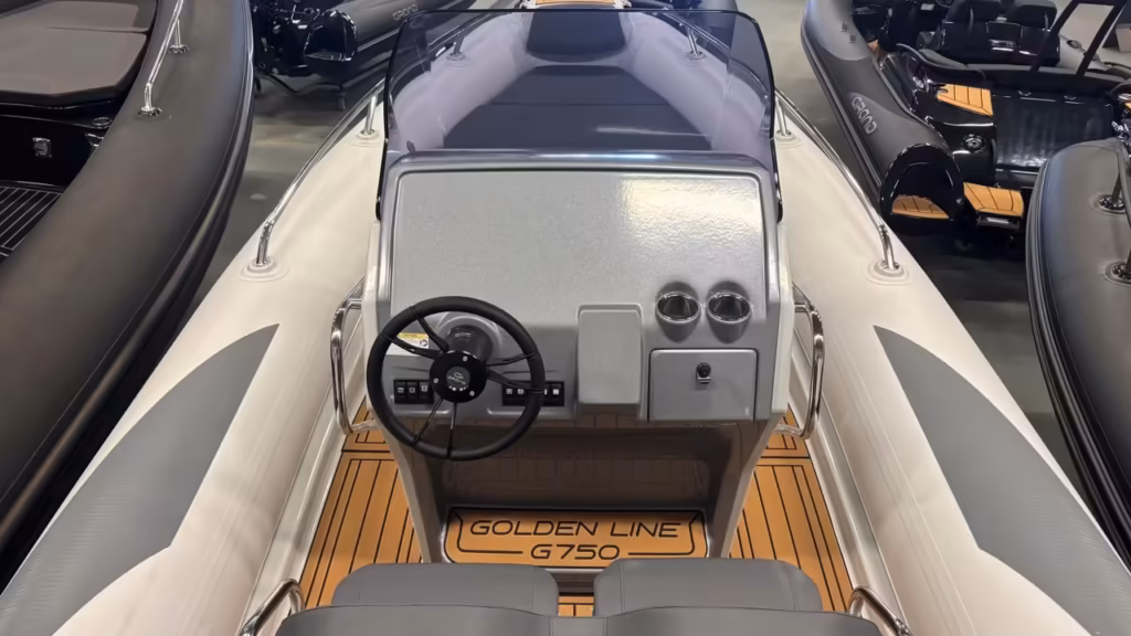 Grand 750 Golden Line -23 med Mercury F 225 XL DTS -26 bild 5