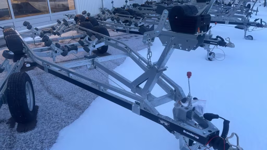 Brenderup 1990 TB SRX, Bromsad båttrailer SUPERDEAL