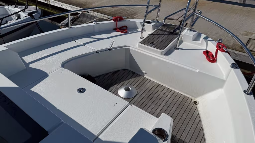 Jeanneau 895 Sport Offshore -22 med Yamaha 2 x F 250 XCB -23 bild 6