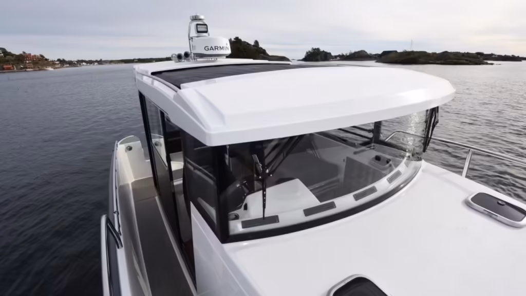Ibiza 811 Explorer -21 Yamaha F300BETX -21 bild 24
