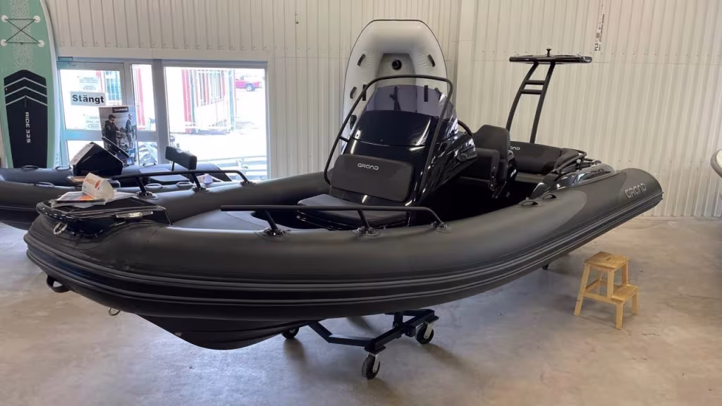 Grand GL 580 BE -26 Yamaha F 115 LB -26 bild 6