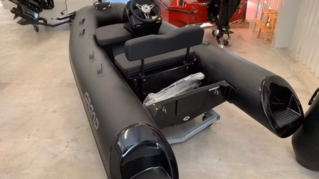 Grand S 330 LF -26 Mercury F20EPT bild 6