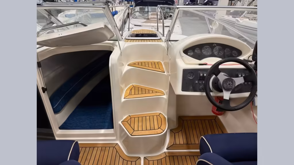 Bella 640 DC med Mercruiser 4,3 MPI -07 bild 6