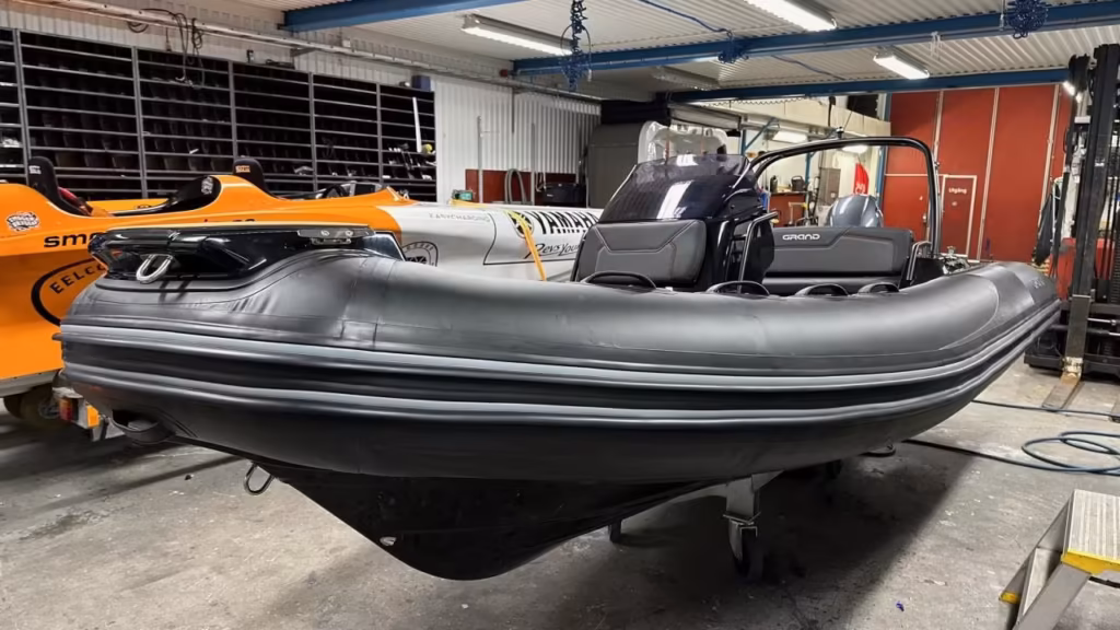 Grand GL 500 BE -26 Yamaha F70AETL bild 2