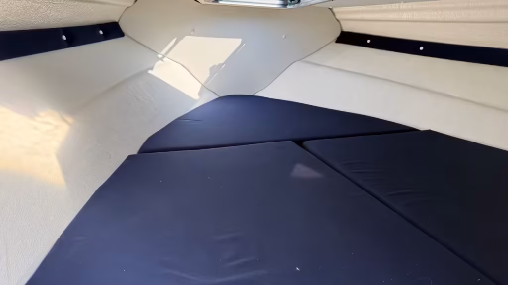 Uttern D55 med mercruiser 3.0 -2007 bild 5