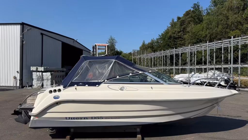 Uttern D55 med mercruiser 3.0 -2007
