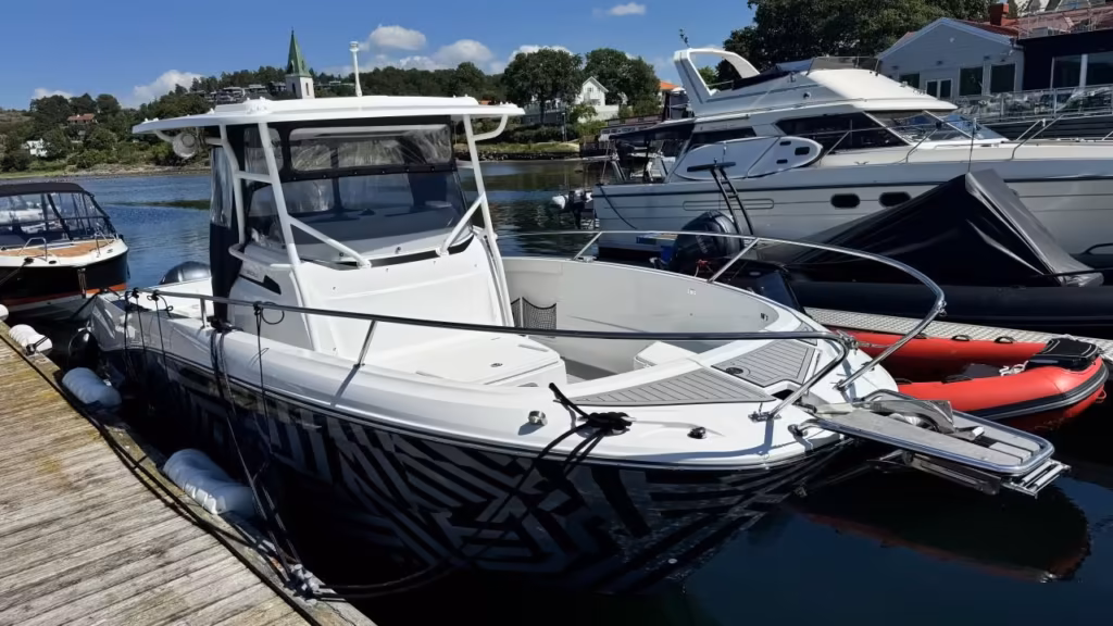 Jeanneau 9.0 CC med Yamaha 2 x F250 DETX -19 bild 2