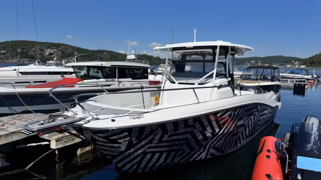 Jeanneau 9.0 CC med Yamaha 2 x F250 DETX -19