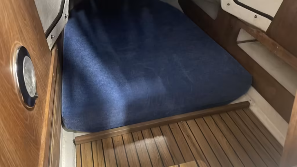 Uttern S64 Exclusive med Mercruiser 4,3 L -02 bild 6