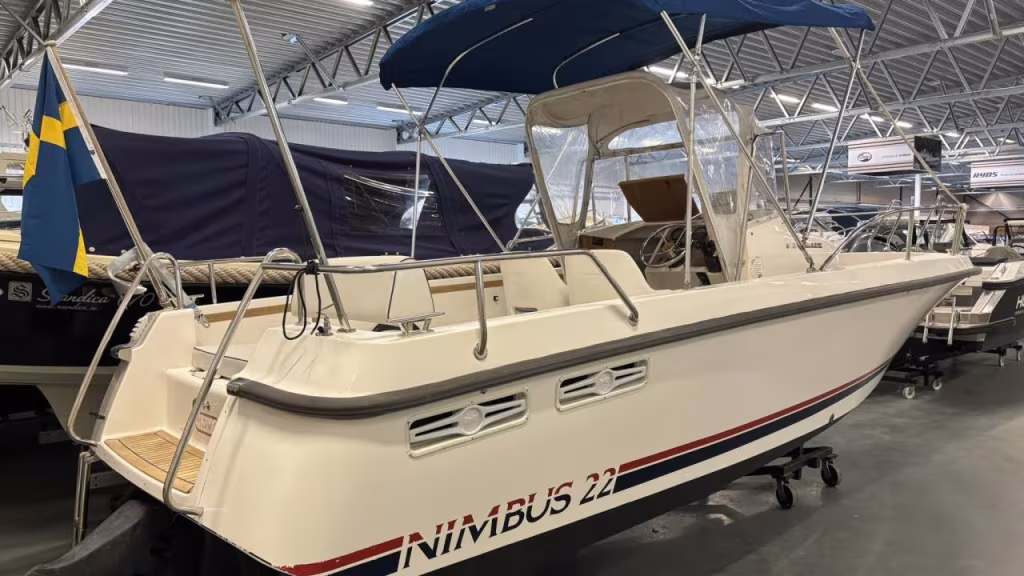 Nimbus 22 Nova med Volvo Penta 4,3 Gi DP -97 bild 2