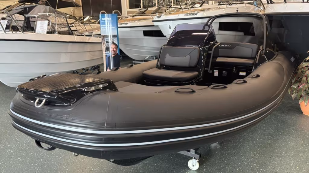 Grand 500 Golden Line -26 med Mercury F80 bild 2