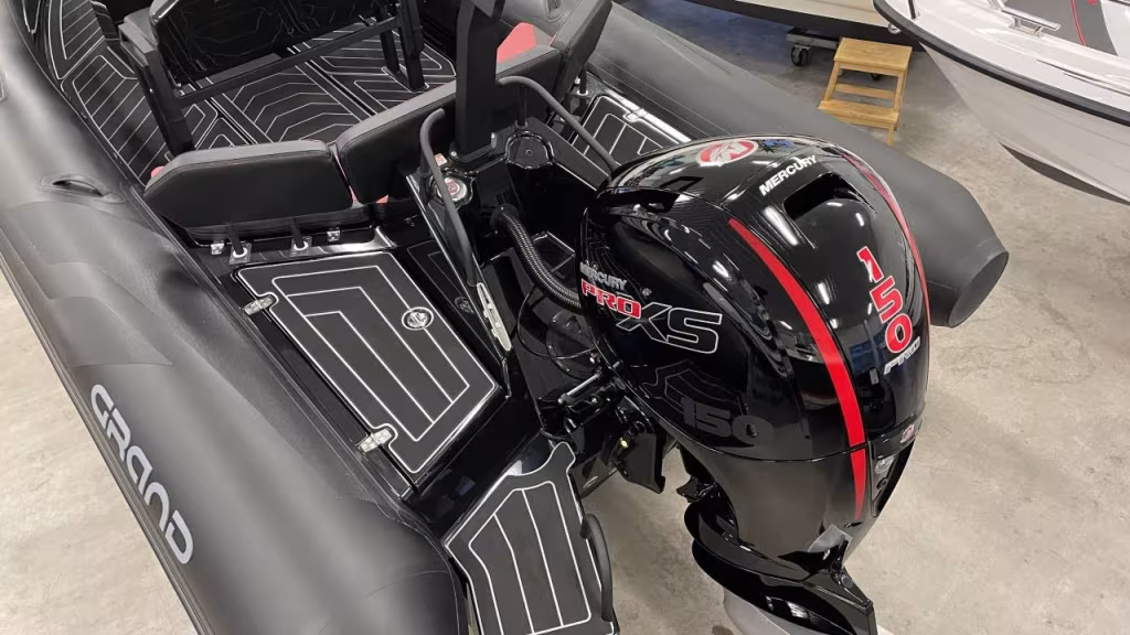 Grand D 600 Lux -23 Yamaha F 150 XB -23 bild 22