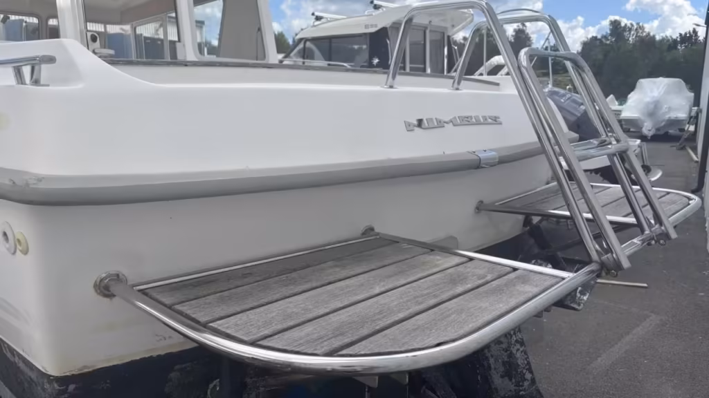 Nimbus Max 2 Coupe -03 med Volvo Penta KAD 32P DP bild 7