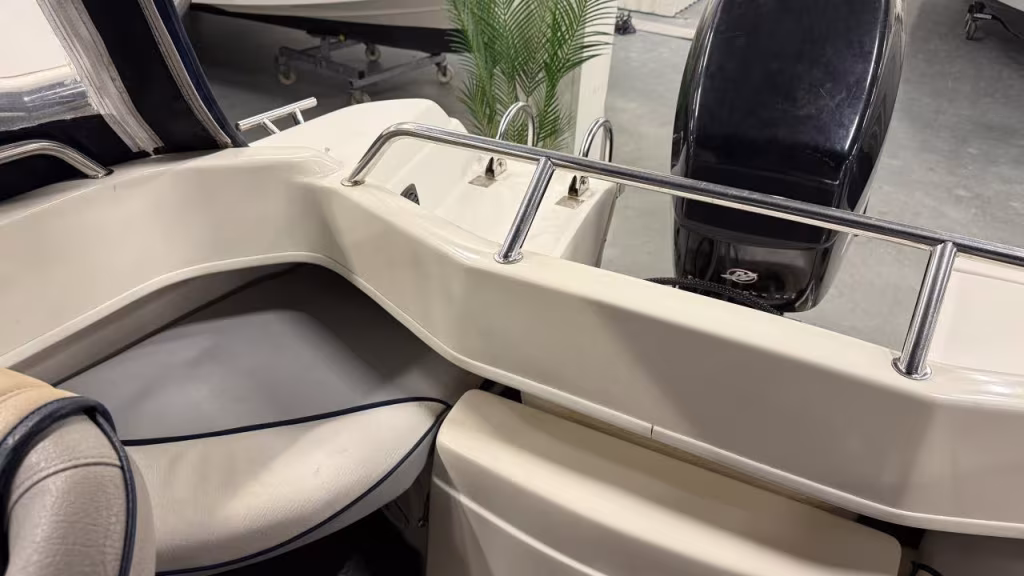 Flipper 515 HT med Mercury F 60 ELPT -05 bild 6