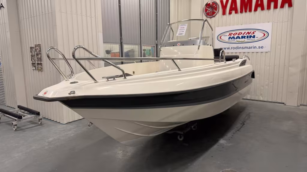 Uttern S64 med Mercruiser 4,3L MPI -12