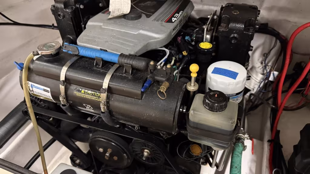 Uttern S64 med Mercruiser 4,3L MPI -12 bild 10