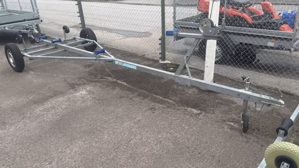 Begagnad Maja BUV 750