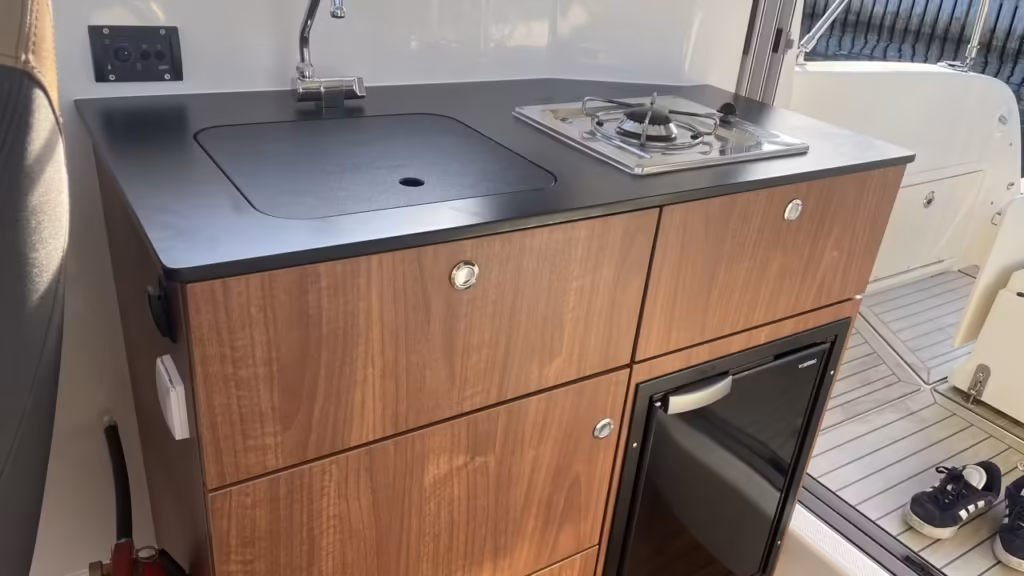 Uttern C77 -18 med Mercury F 225 XL DTS -18 bild 6