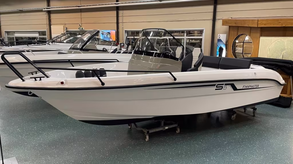 Finnmaster S5 -22 med Yamaha F100 LB -26