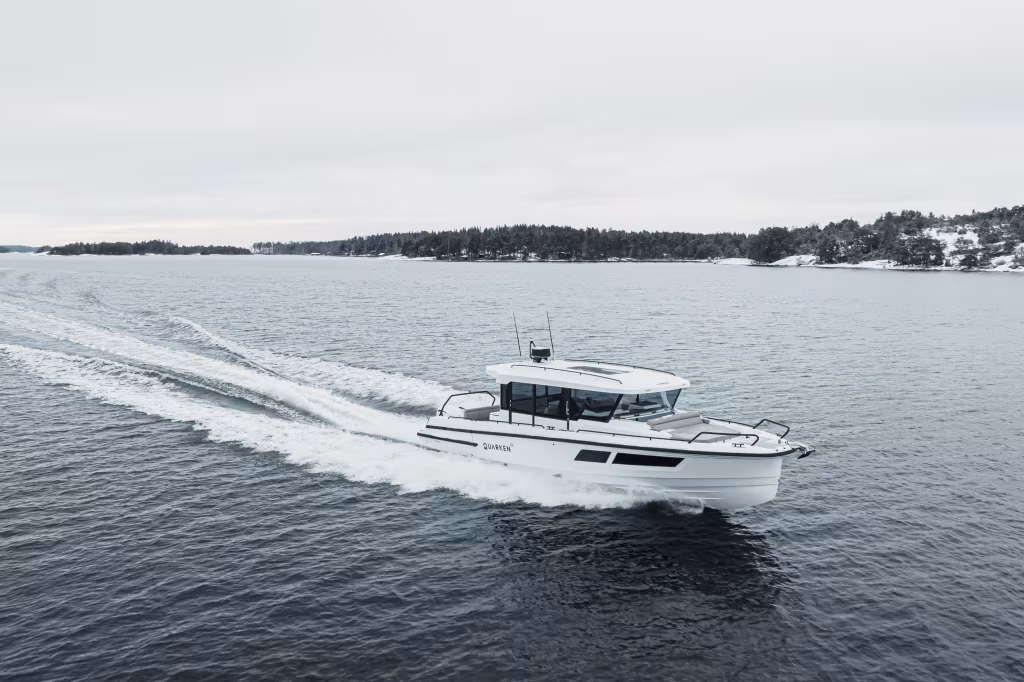 35 Cabin Tourer – bild 4