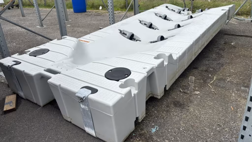 Begagnad Vattenskoterbrygga EZ Port Max 2i