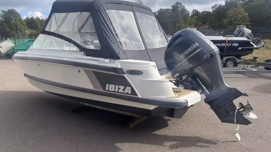 Ibiza 640 BR -18 med Yamaha F150 GETX -19 bild 2