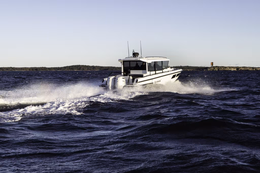 35 Cabin Tourer – bild 8
