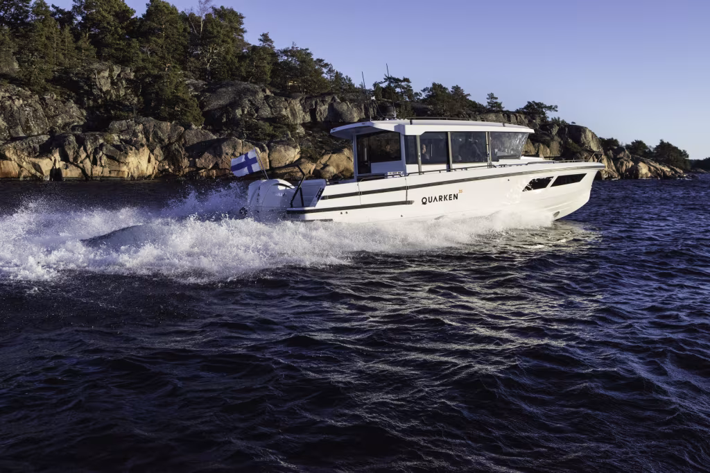 35 Cabin Tourer – bild 7