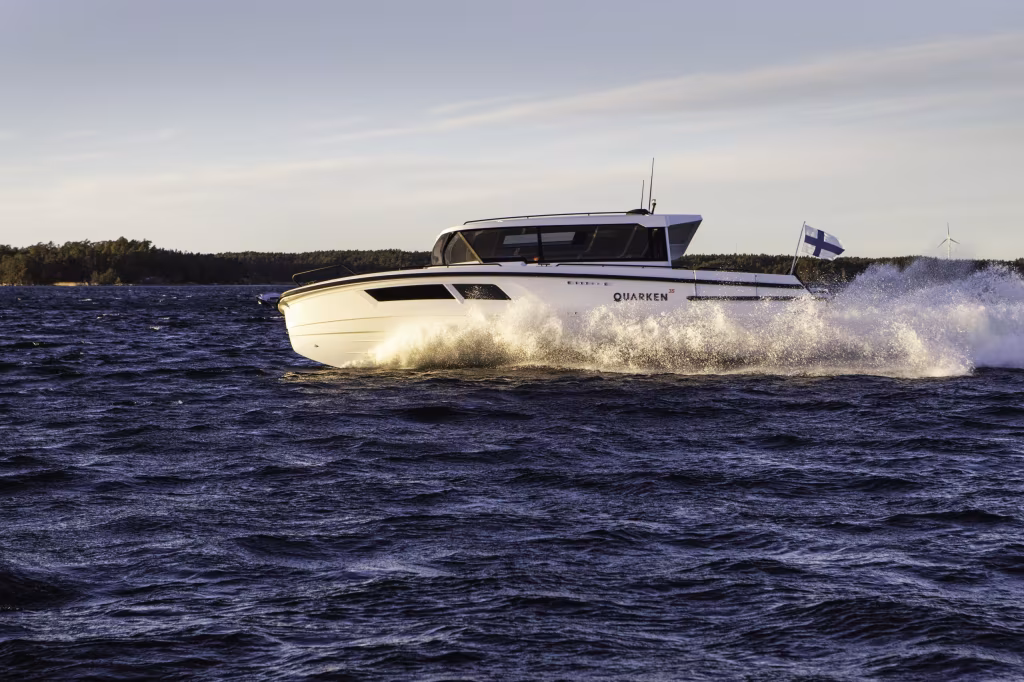 35 Cabin Tourer – bild 6