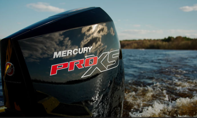 Mercury Pro XS 175-300 hk i vattenmiljö